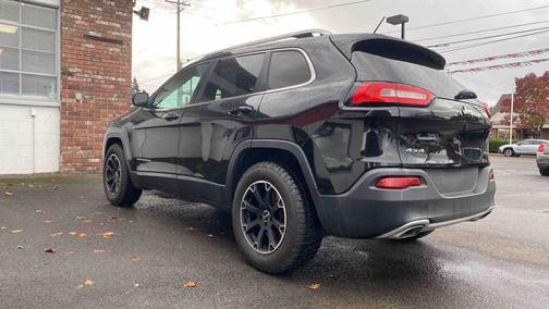 2015 Jeep Cherokee Sport