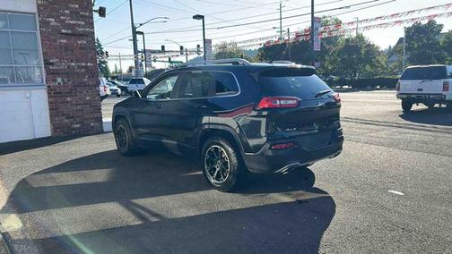 2015 Jeep Cherokee Sport