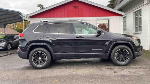 2015 Jeep Cherokee Sport