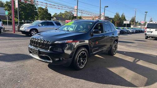2015 Jeep Cherokee Sport