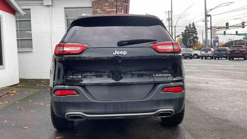 2015 Jeep Cherokee Sport