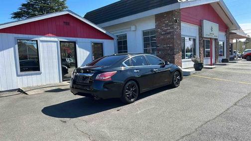 Super Black 2013 Nissan Altima 3.5 SL