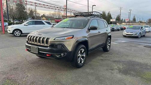 2016 Jeep Cherokee Sport