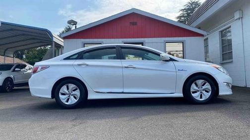 2013 Hyundai SONATA Hybrid Base