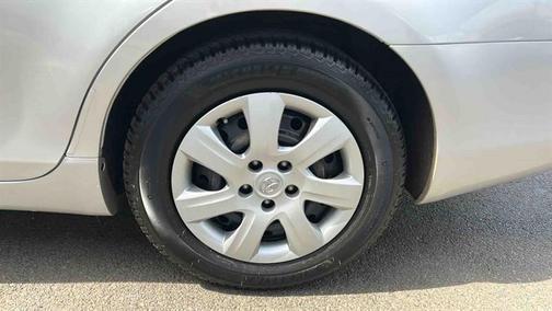 Classic Silver Metallic 2010 Toyota Camry LE