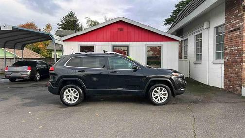 2015 Jeep Cherokee Sport