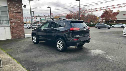 2015 Jeep Cherokee Sport