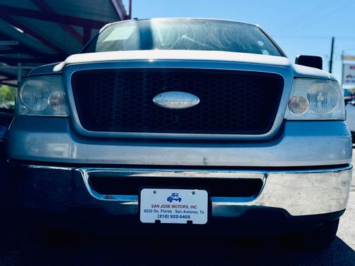 2006 Ford F-150 XLT SuperCrew