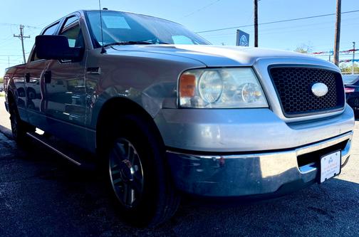 2006 Ford F-150 XLT SuperCrew