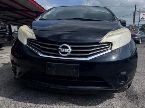 Black 2014 Nissan Versa Note SV