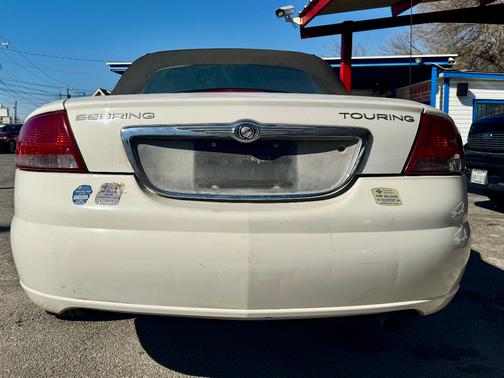 2004 Chrysler Sebring LXi