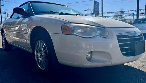 2004 Chrysler Sebring LXi