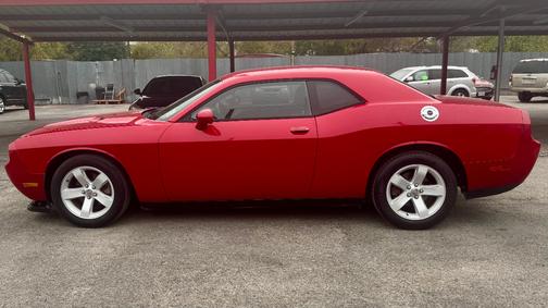 2013 Dodge Challenger SXT