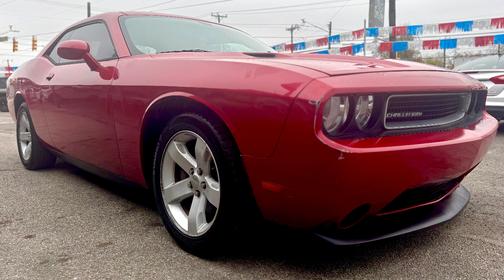 2013 Dodge Challenger SXT