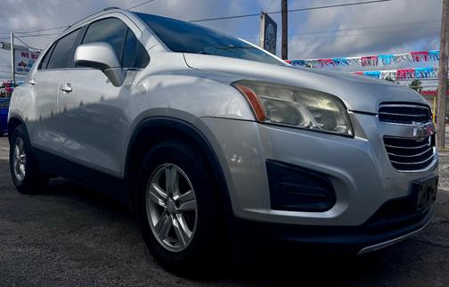 Silver 2015 Chevrolet Trax LT