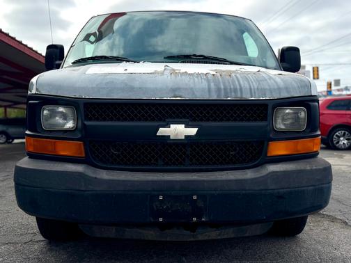 2011 Chevrolet Express 2500 Work Van