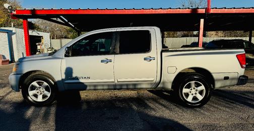 Silver 2005 Nissan Titan SE King Cab
