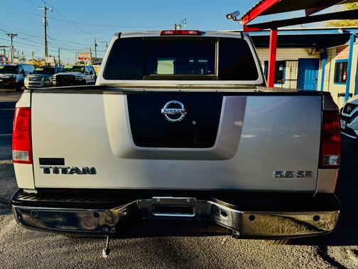 Silver 2005 Nissan Titan SE King Cab