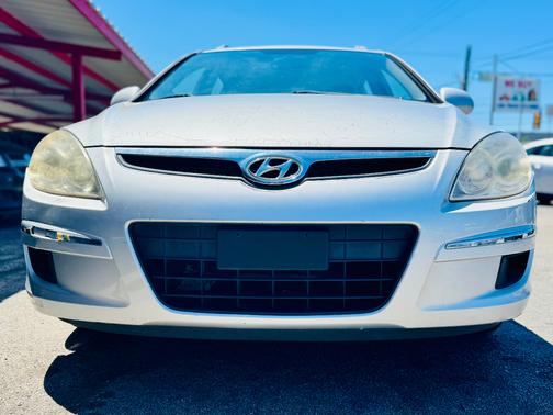 2011 Hyundai Elantra Touring GLS