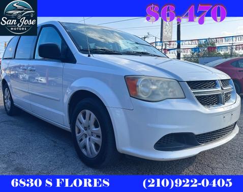 White 2015 Dodge Grand Caravan AVP/SE