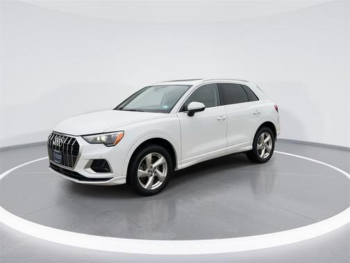 2020 Audi Q3 45 Premium
