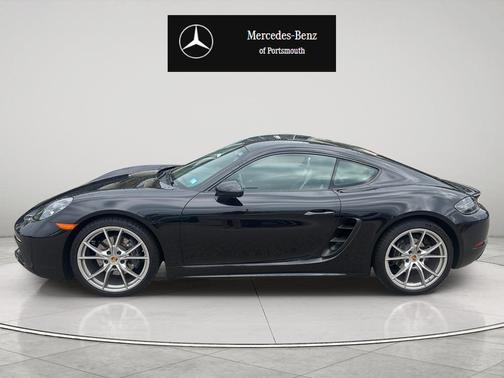 Jet Black Metallic 2024 Porsche 718 Cayman Style Edition