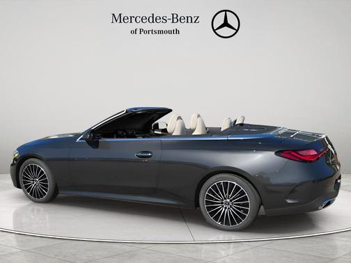 Graphite Gray Metallic 2026 Mercedes-Benz CLE 300 Base 4MATIC