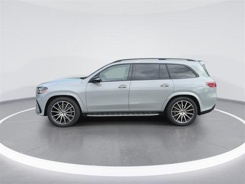 2026 Mercedes-Benz GLS 580 