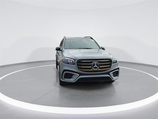 2026 Mercedes-Benz GLS 580 