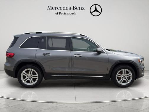 Mountain Gray Metallic 2022 Mercedes-Benz GLB 250 Base 4MATIC