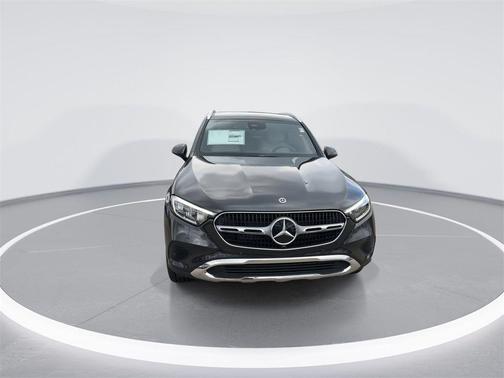 Graphite Gray Metallic 2026 Mercedes-Benz GLC 300 Base 4MATIC