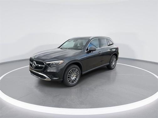 Graphite Gray Metallic 2026 Mercedes-Benz GLC 300 Base 4MATIC