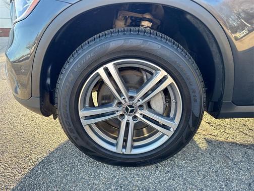 2022 Mercedes-Benz GLC 300 Base 4MATIC