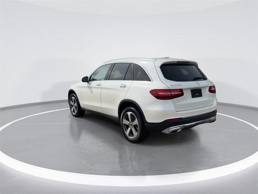 2018 Mercedes-Benz GLC 300 Base 4MATIC