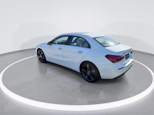 2022 Mercedes-Benz A-Class A 220 4MATIC