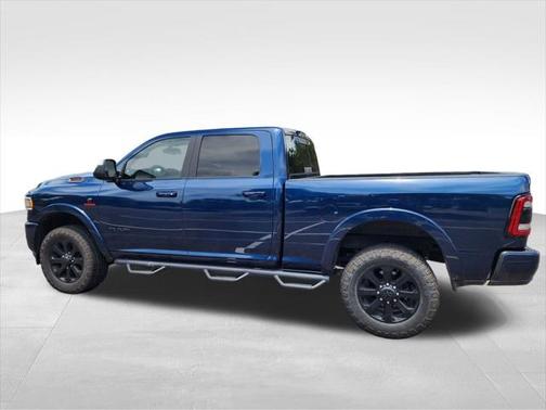 2021 RAM 2500 Laramie Crew Cab 4x4 6'4' Box
