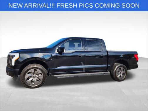 2024 Ford F-150 Lightning LARIAT