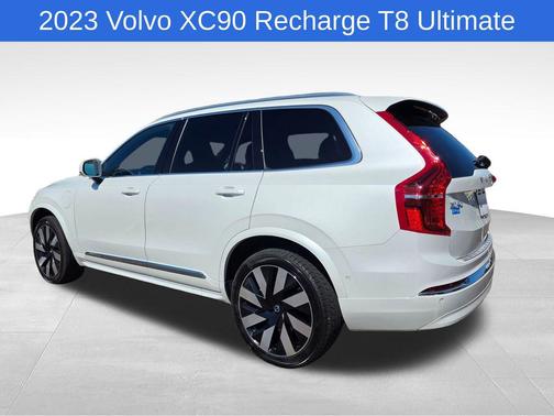 2023 Volvo XC90 Recharge Plug-In Hybrid T8 Ultimate Bright Theme 7-Seater