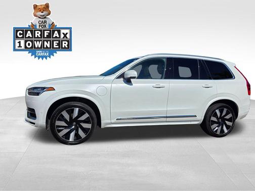 2023 Volvo XC90 Recharge Plug-In Hybrid T8 Ultimate Bright Theme 7-Seater