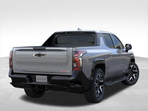2025 Chevrolet Silverado EV RST