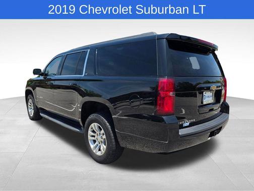 Black 2019 Chevrolet Suburban LT