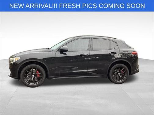 2020 Alfa Romeo Stelvio Base