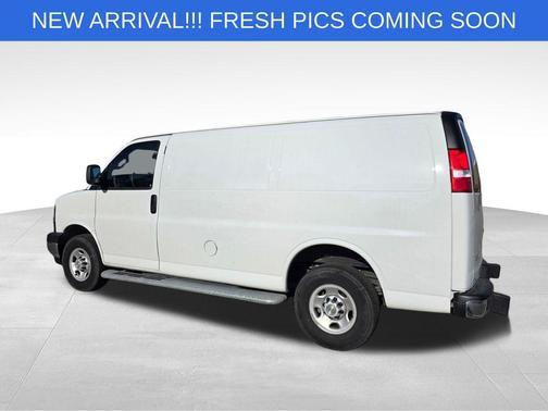 Summit White 2024 Chevrolet Express 2500 Work Van