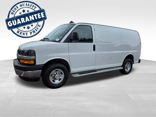 Summit White 2024 Chevrolet Express 2500 Work Van
