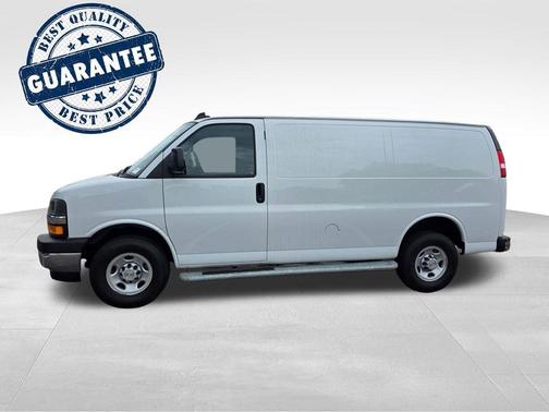 Summit White 2024 Chevrolet Express 2500 Work Van