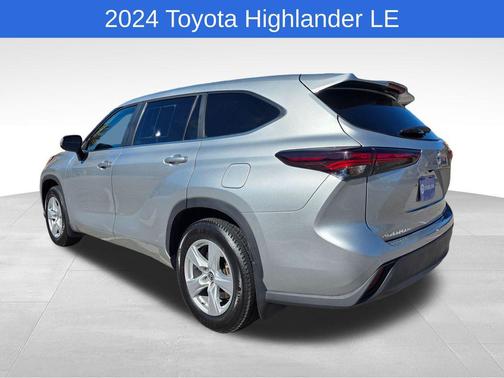 2024 Toyota Highlander LE