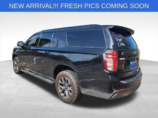 2022 Chevrolet Suburban 4WD Z71