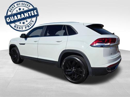 2023 Volkswagen Atlas Cross Sport 2.0T SE w/Technology 4MOTION