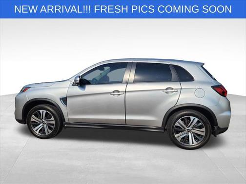 2022 Mitsubishi Outlander Sport SE