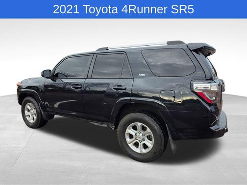 2021 Toyota 4Runner SR5